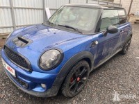 Объявление о продаже MINI Hatch Cooper S 1.6 AT 2012 г. г. фото 3